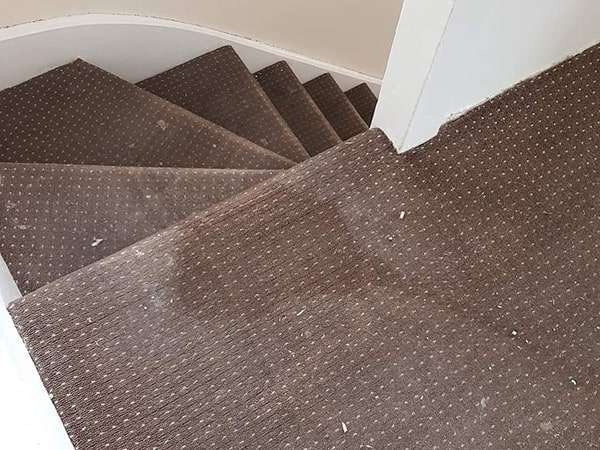 Stair-carpet-cleaners-in-High-Wycombe.jpg
